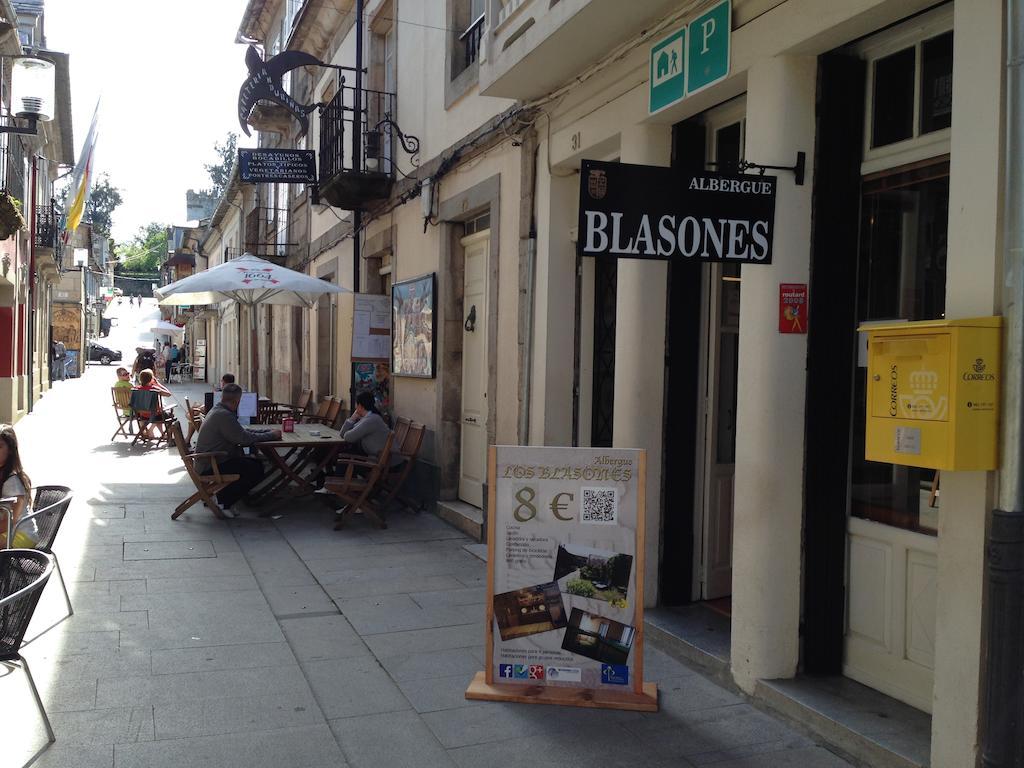 Albergue Los Blasones Sarria Eksteriør billede